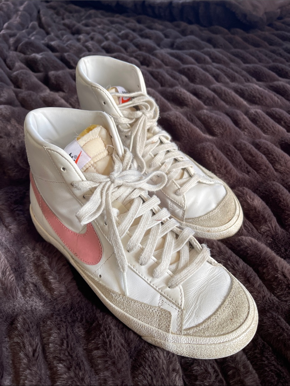 Nike Blazer Mid Women's Cream Leather with Pink Swoosh